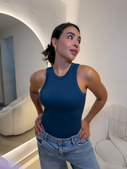 Body seamless manga sisa unicolor