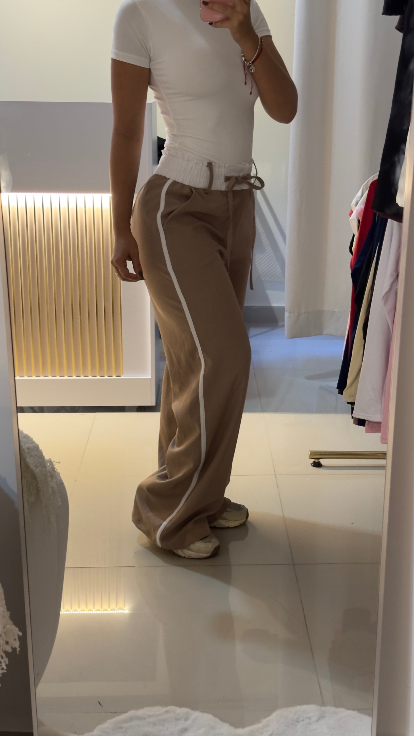 Pantalón ajustable