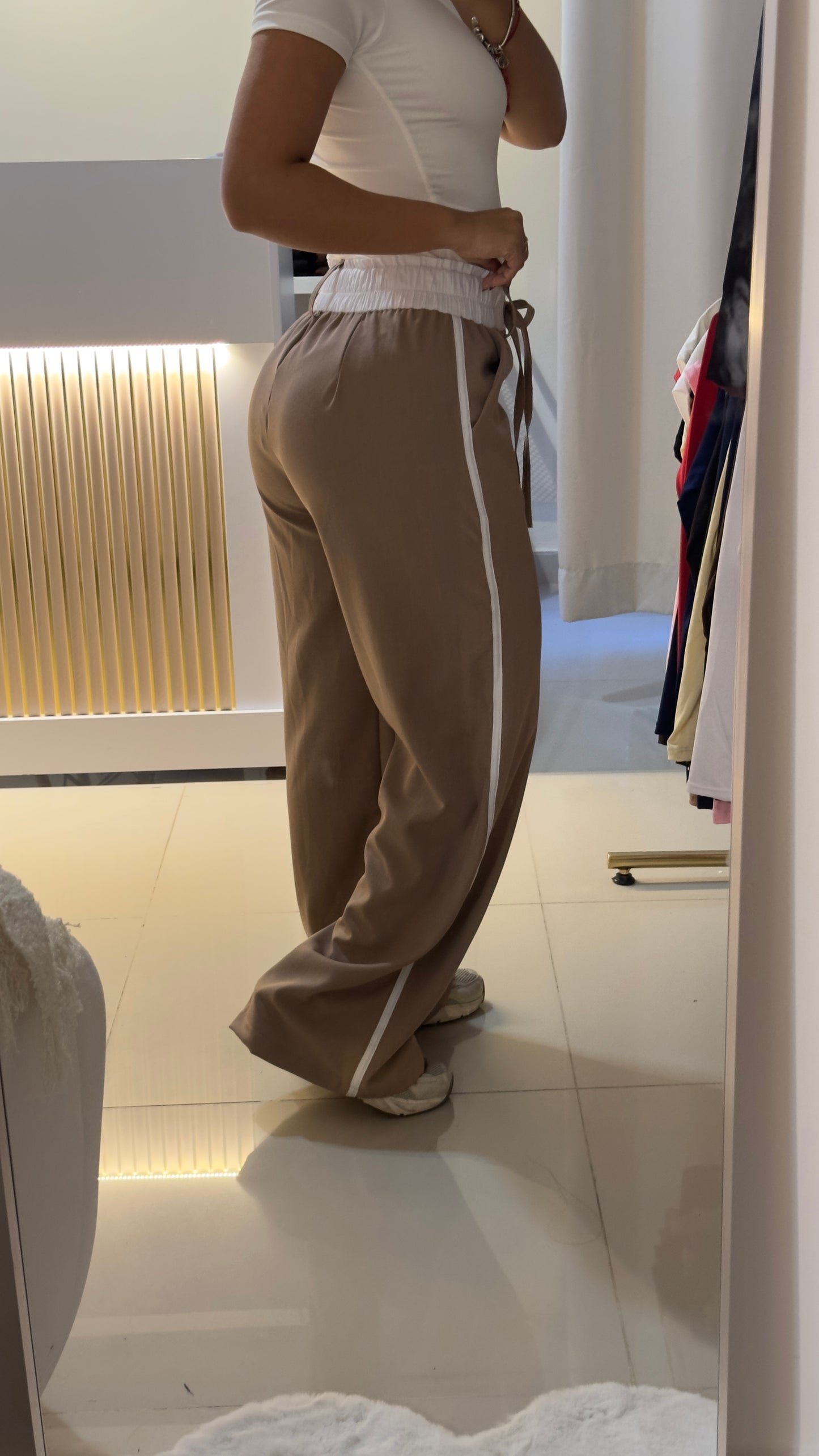 Pantalón ajustable